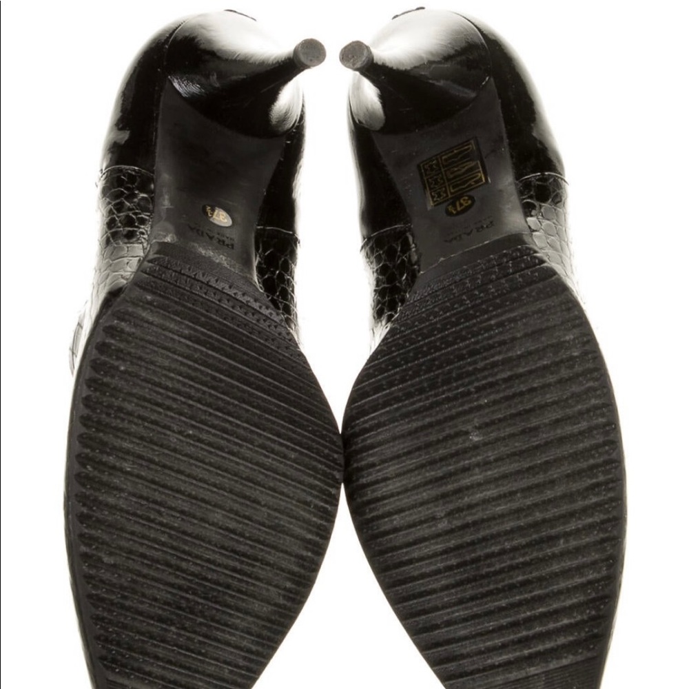 Boots - Picture 4 of 5